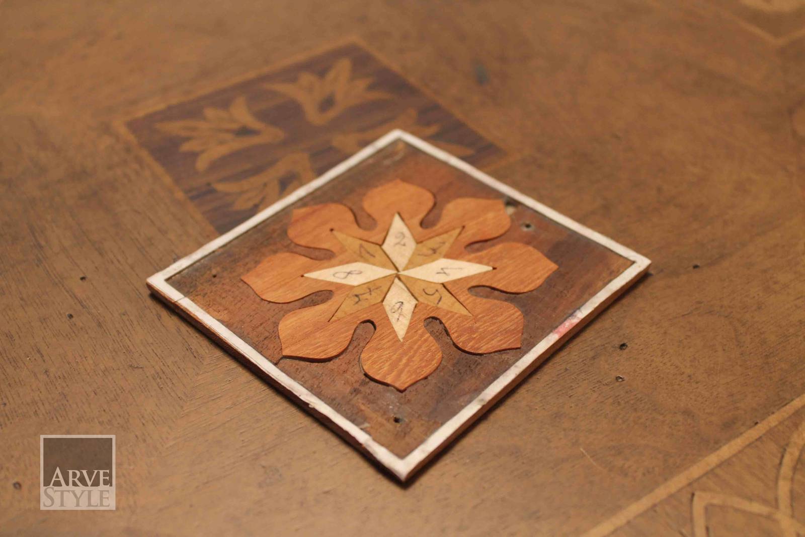 Деревянный барный шкаф со встроенным освещением Arvestyle паркет ARCH-00082377 - Вид №7