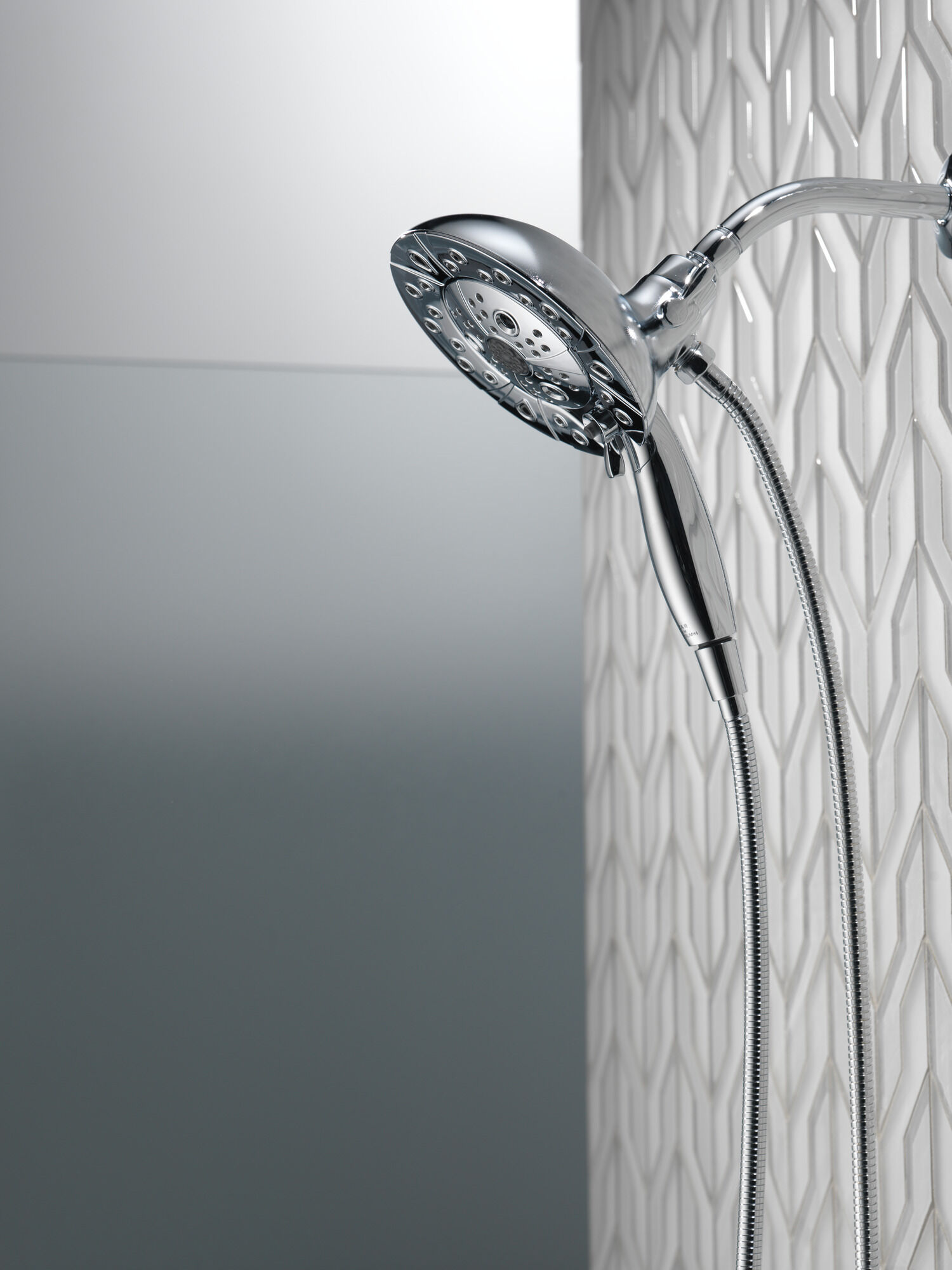 58480-25-PK H2Okinetic® In2ition® Душ два в одном с 5 настройками Delta Faucet Universal Showering Хром  - Вид №10