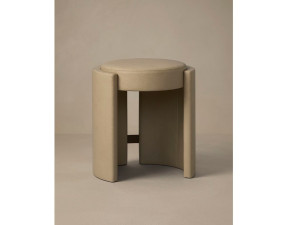 Кожаный мягкий стул