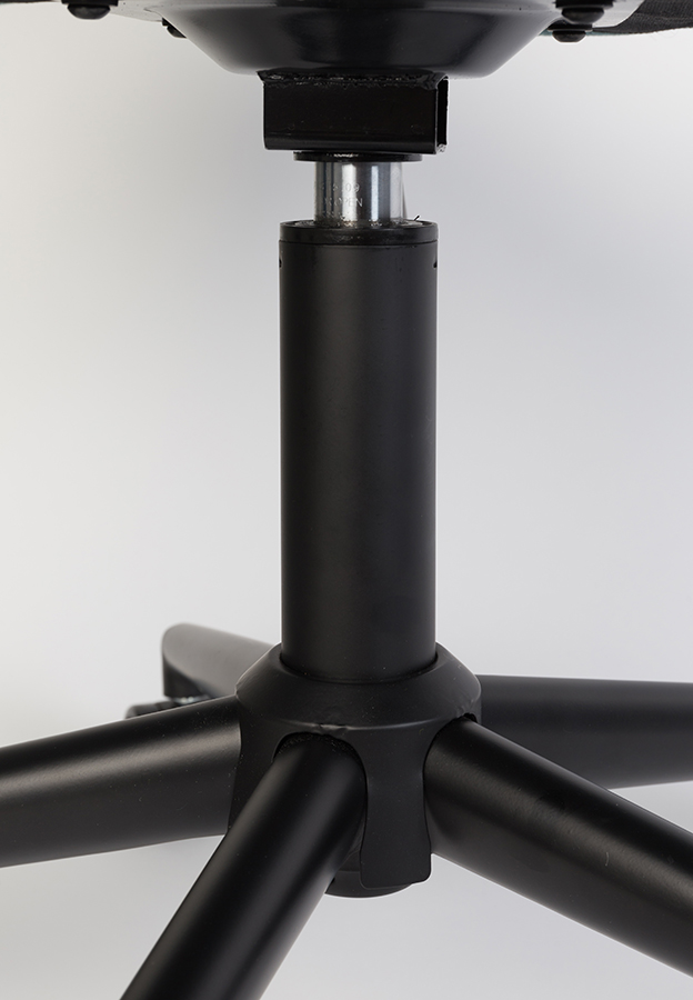 Кресло офисное OMG серое с черным Zuiver 1300001 - Вид №4