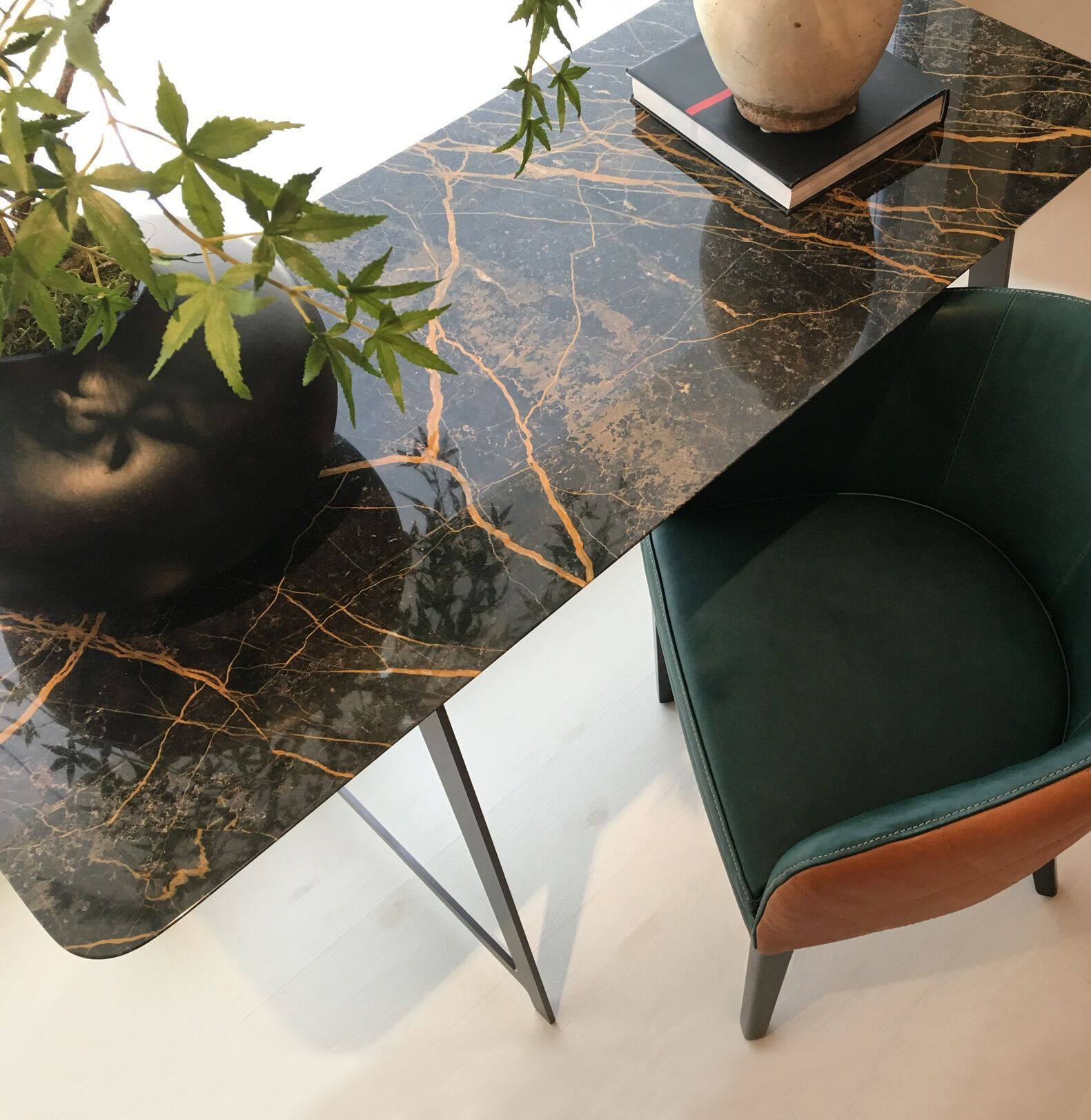 Круглый мраморный журнальный столик для гостиной Borzalino BSeries ARCH-00124369 - Вид №5