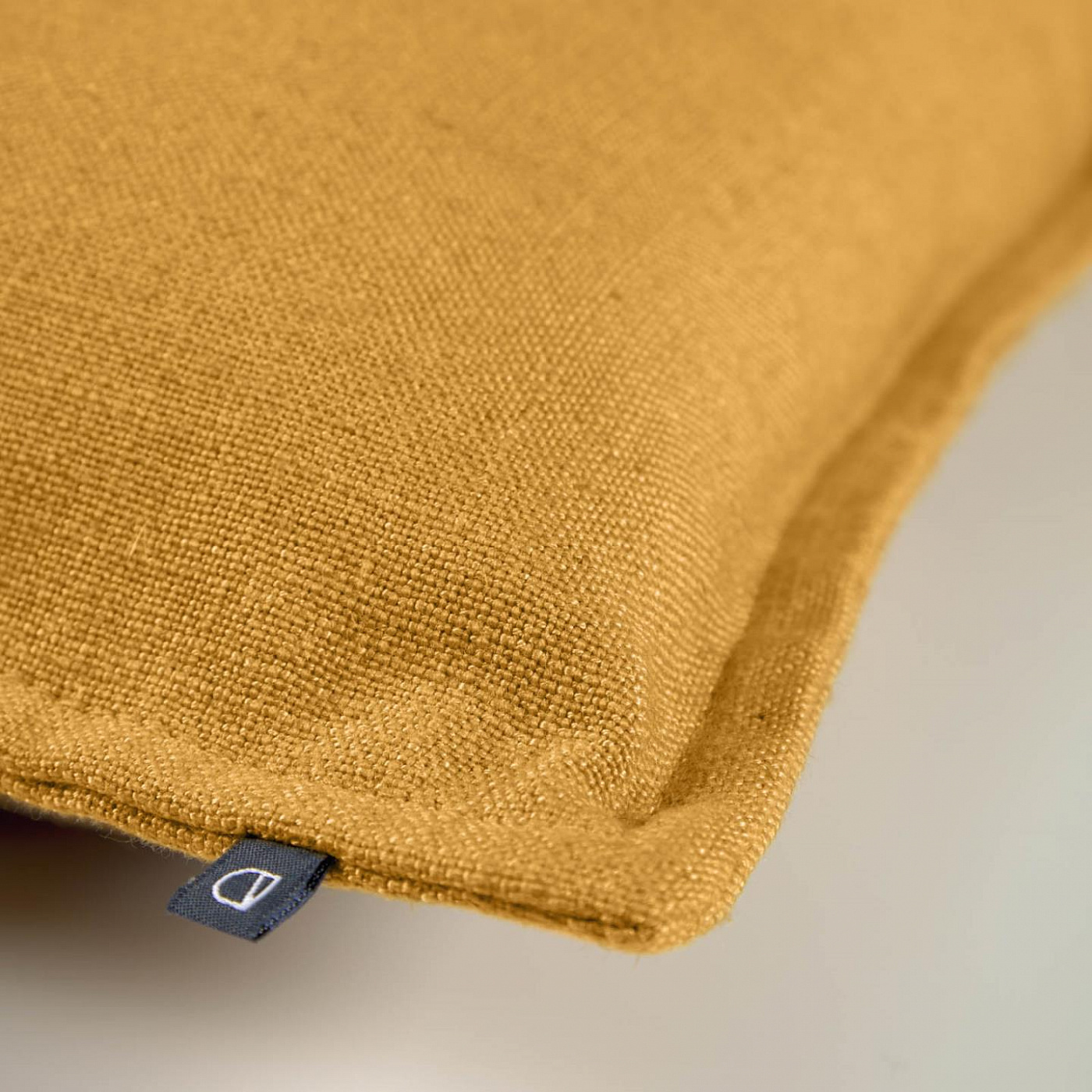 107980 Чехол для подушки горчичный лен 60 x 60 cm La Forma Blok - Вид №1