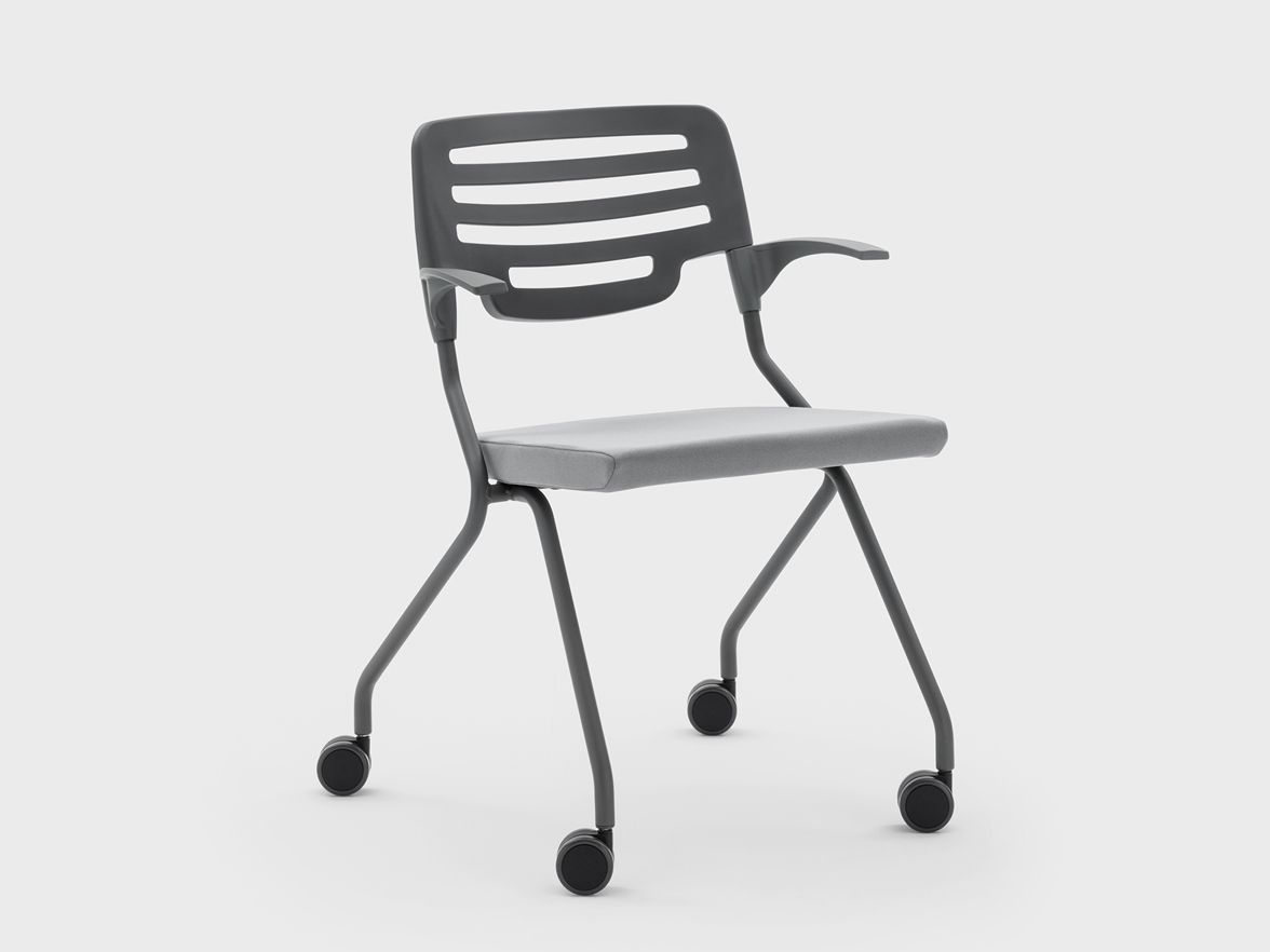 Пластиковый стул с колесами с подлокотниками Viganò Madam Collectivity ARCH-00068931