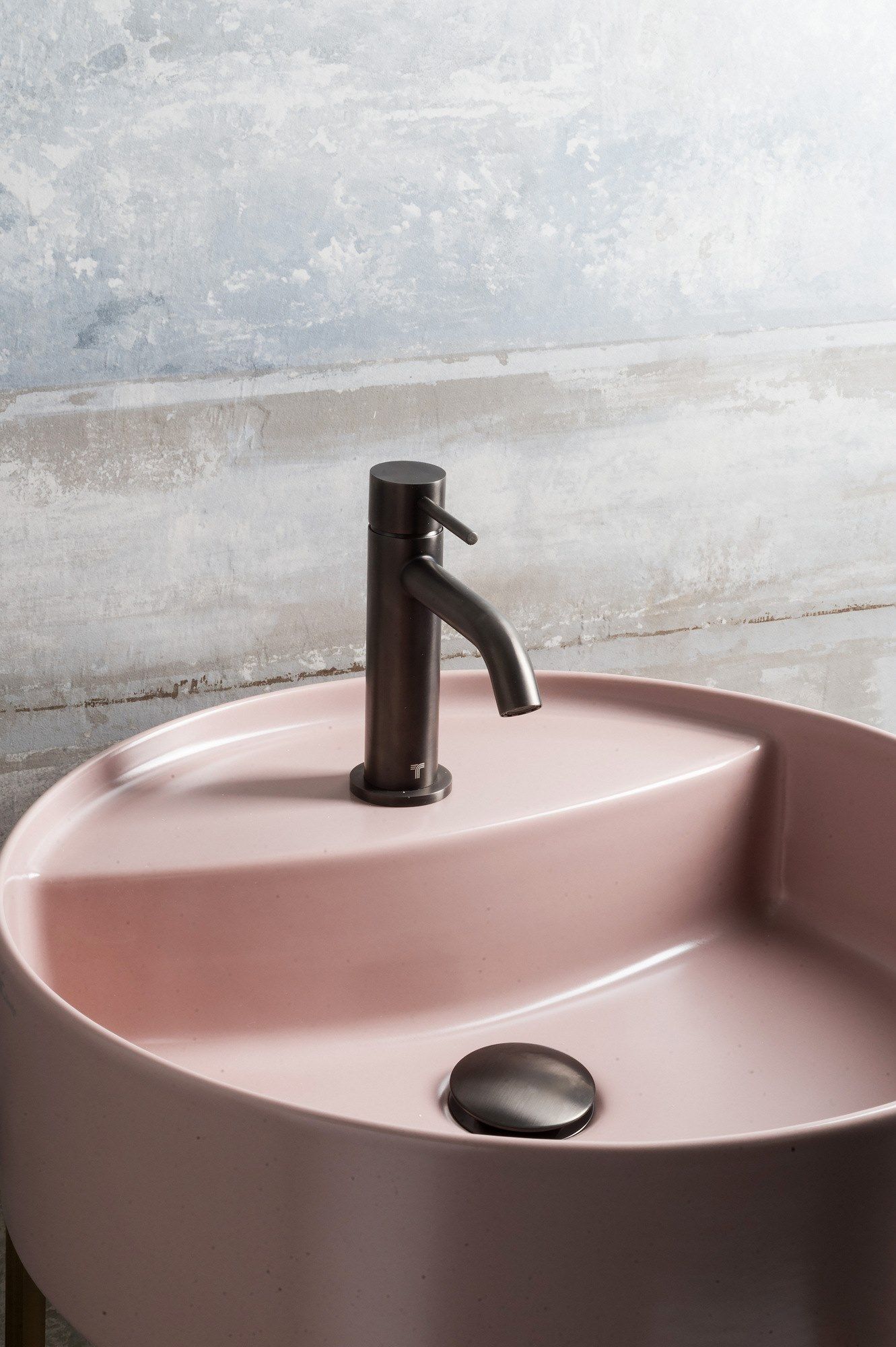 Однорычажный смеситель для раковины из нержавеющей стали с аэратором Tubico Волга ARCH-00115437 - Вид №11