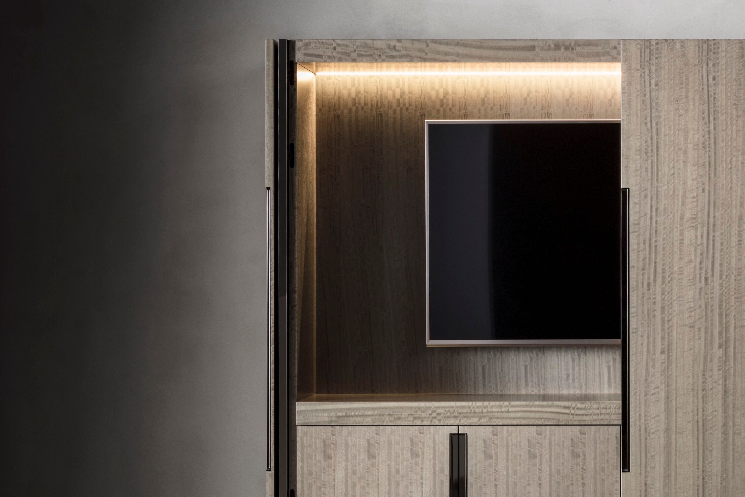 Выдвижной эвкалиптовый ТВ-шкаф OAK Metronome ARCH-00119397 - Вид №5