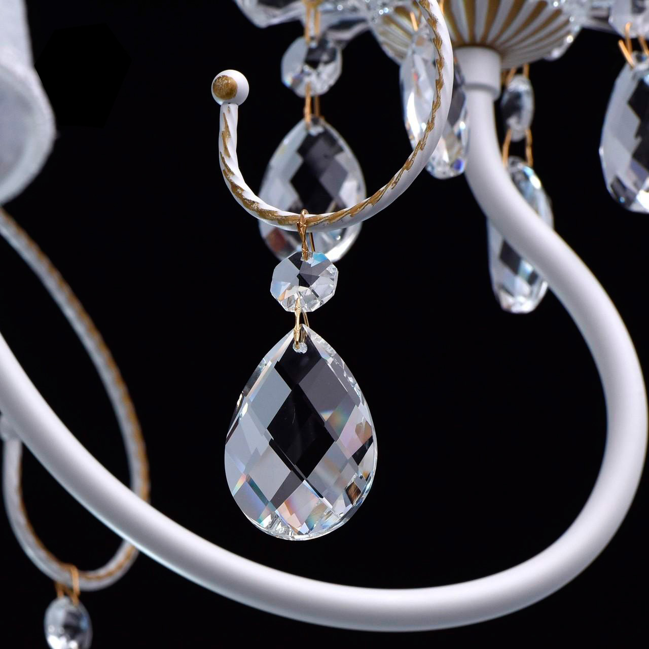 Потолочная люстра MW-Light Августина 419010805 MW-LIGHT ДИЗАЙНЕРСКИЕ, АВГУСТИНА 183000 Белый  - Вид №1