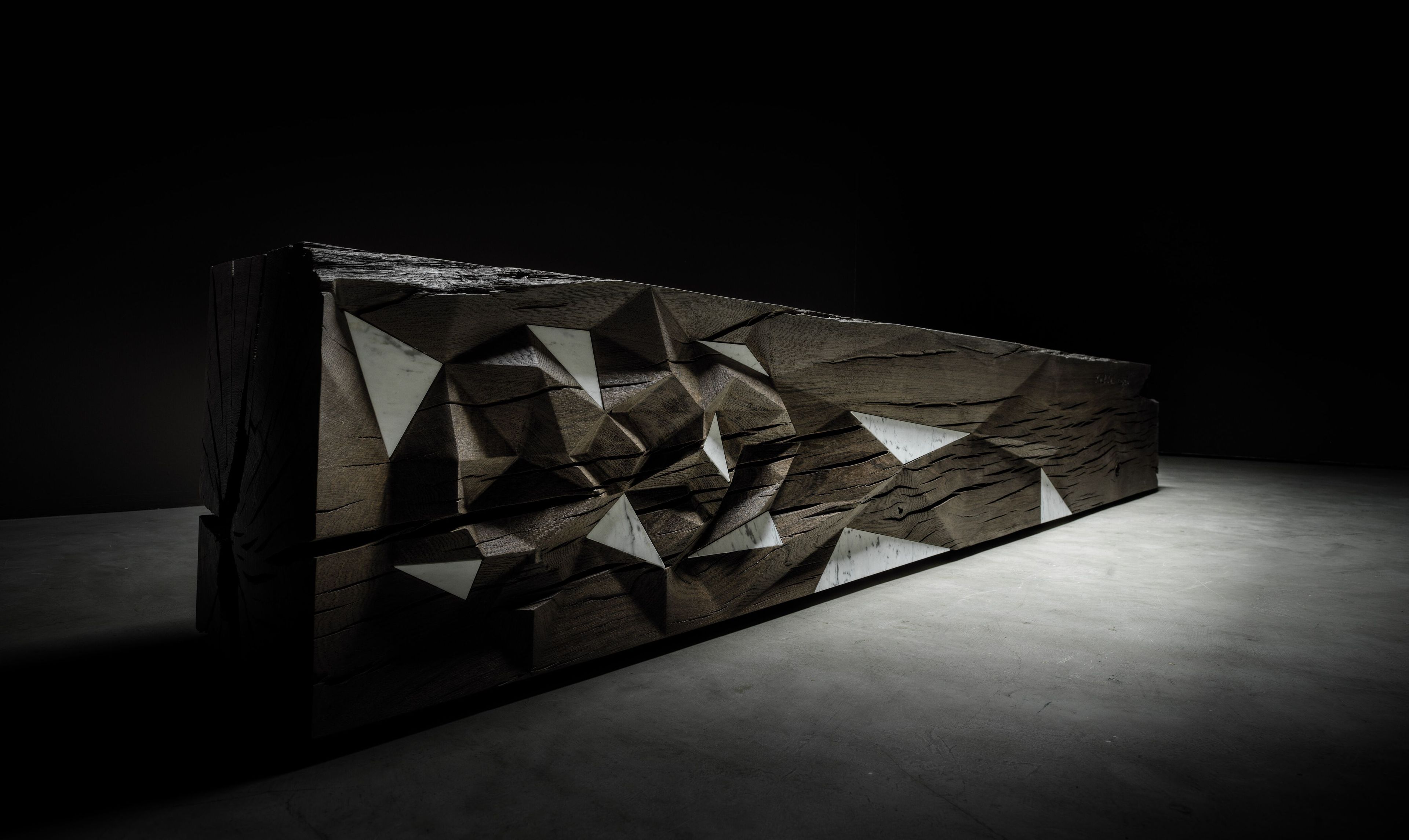 Скамья из ископаемого дуба Teúkhō POLYGON ARCH-00149157 - Вид №1