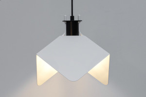 Железный светодиодный подвесной светильник