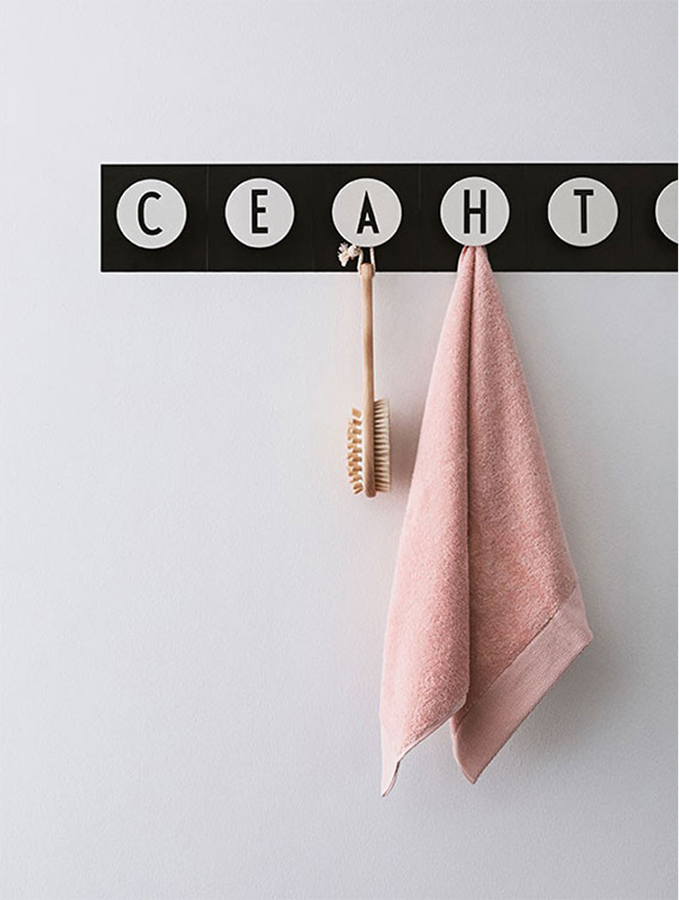 Крючок R Design Letters 50201800R - Вид №2