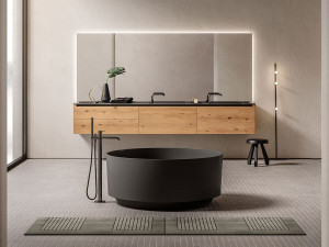 Ванна в центре круглой комнаты