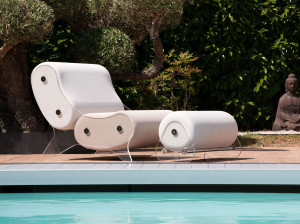 Кресло с подставкой для ног