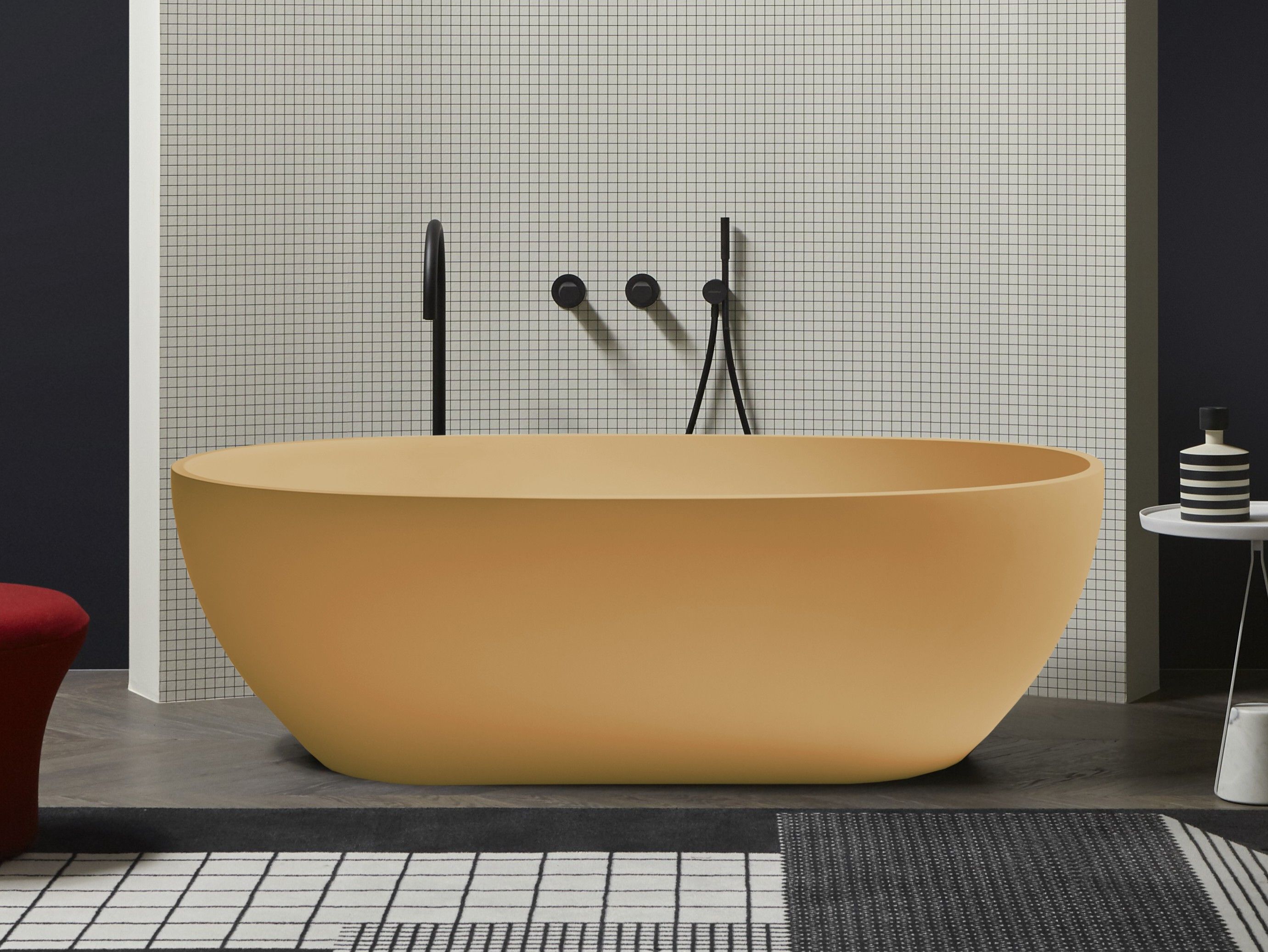 Овальная ванна в центре комнаты в Colormood Antoniolupi REFLEXLIGHT ARCH-00023725