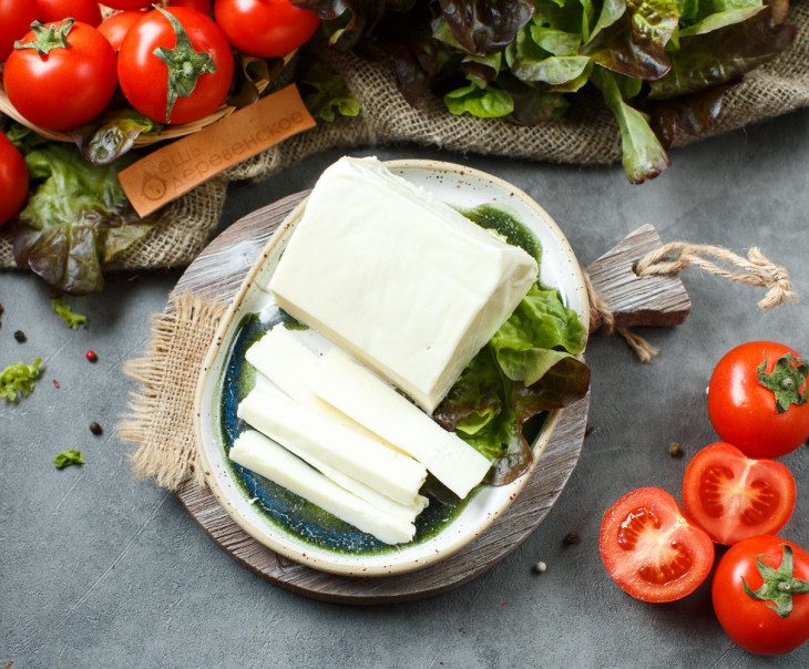 818 Сыр "Сулугуни" Вкусляндия 