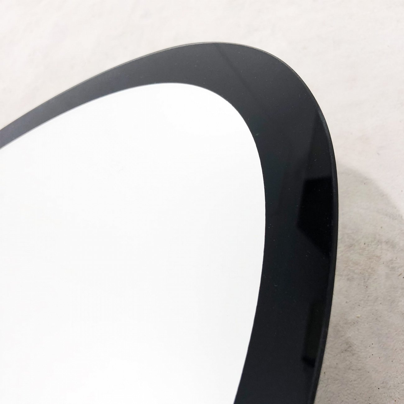 Зеркало овальное черное асимметричное "Джой" GRAUM ДИЗАЙНЕРСКИЕ 304132 Черный  - Вид №3