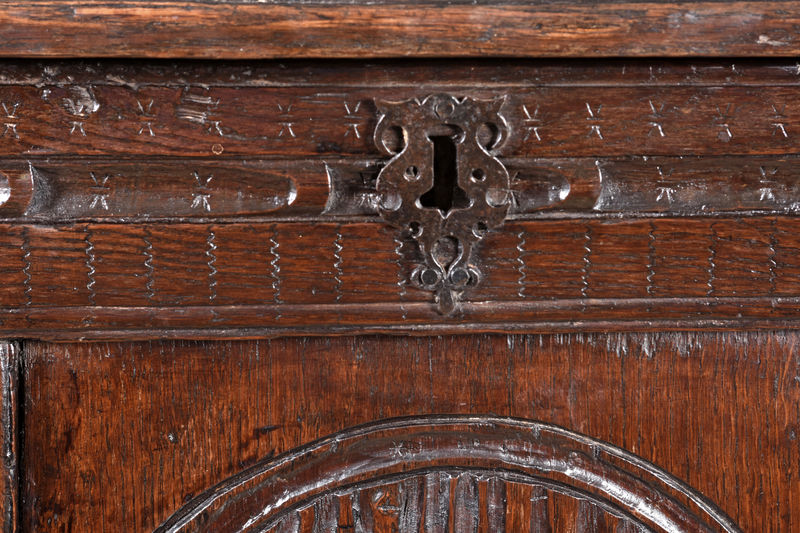 SOR27404 Резной дубовый сундук ijlbrown  - Вид №4