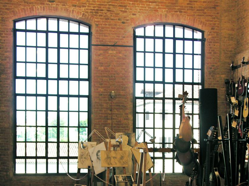 PALLADIO Поворотное окно из стали sun-id-1429577 - Вид №4