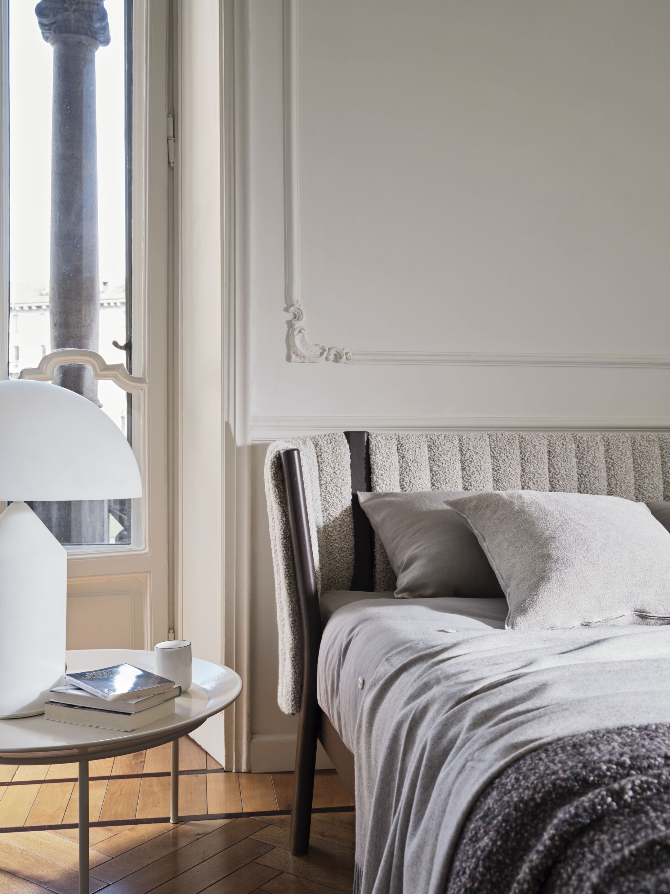 Деревянная двуспальная кровать с мягким изголовьем Gervasoni Yelek ARCH-00123839 - Вид №1