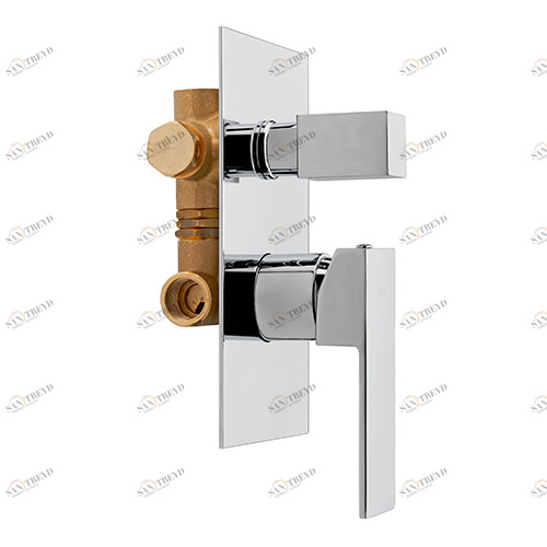 14185 Однорычажный смеситель для встроенного душа с двумя выходами с керамическим дивертером EFFEPI RUBINETTERIE H-tre 