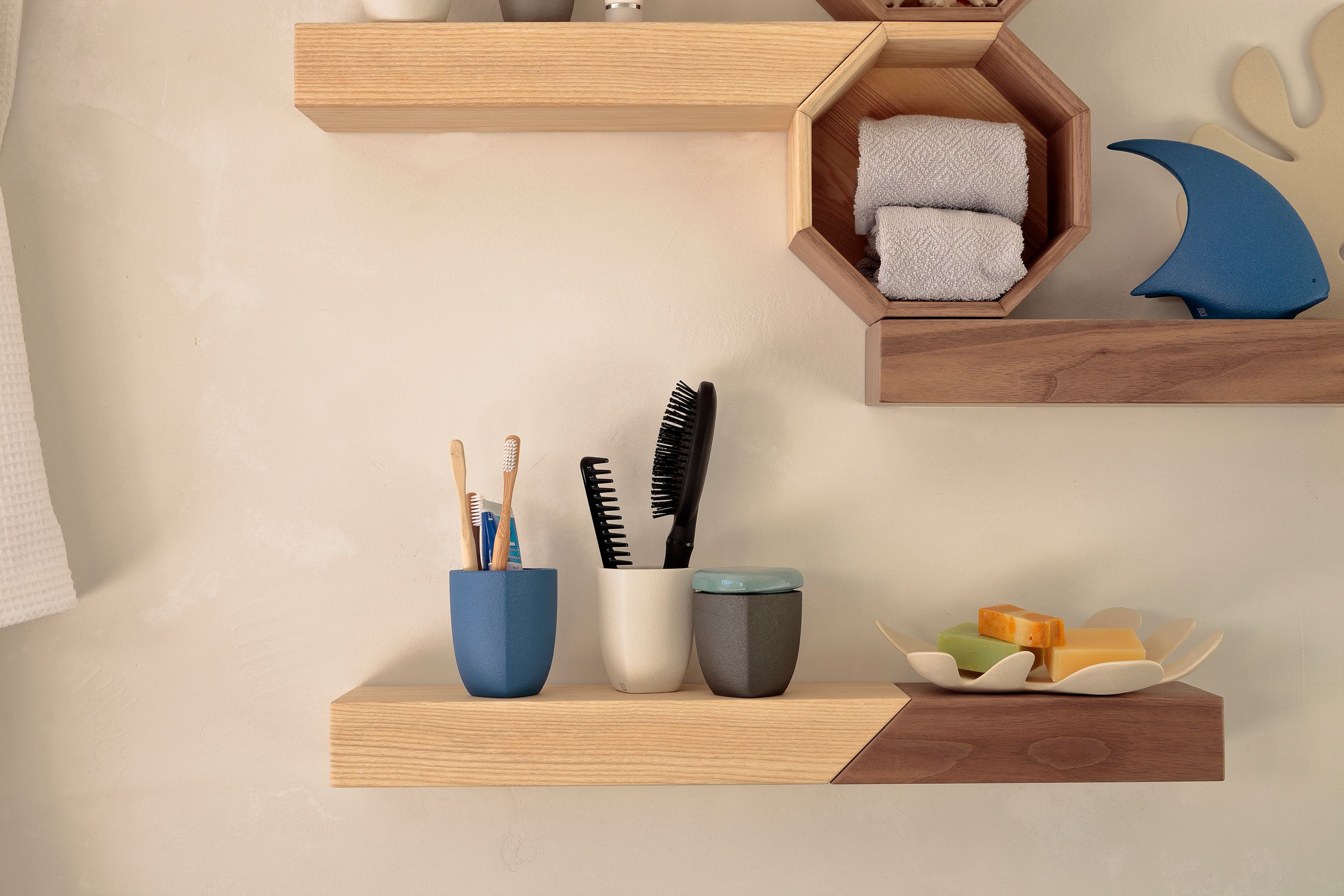 Полка из ореха и ясеня Deodara восемь ARCH-00041659 - Вид №9