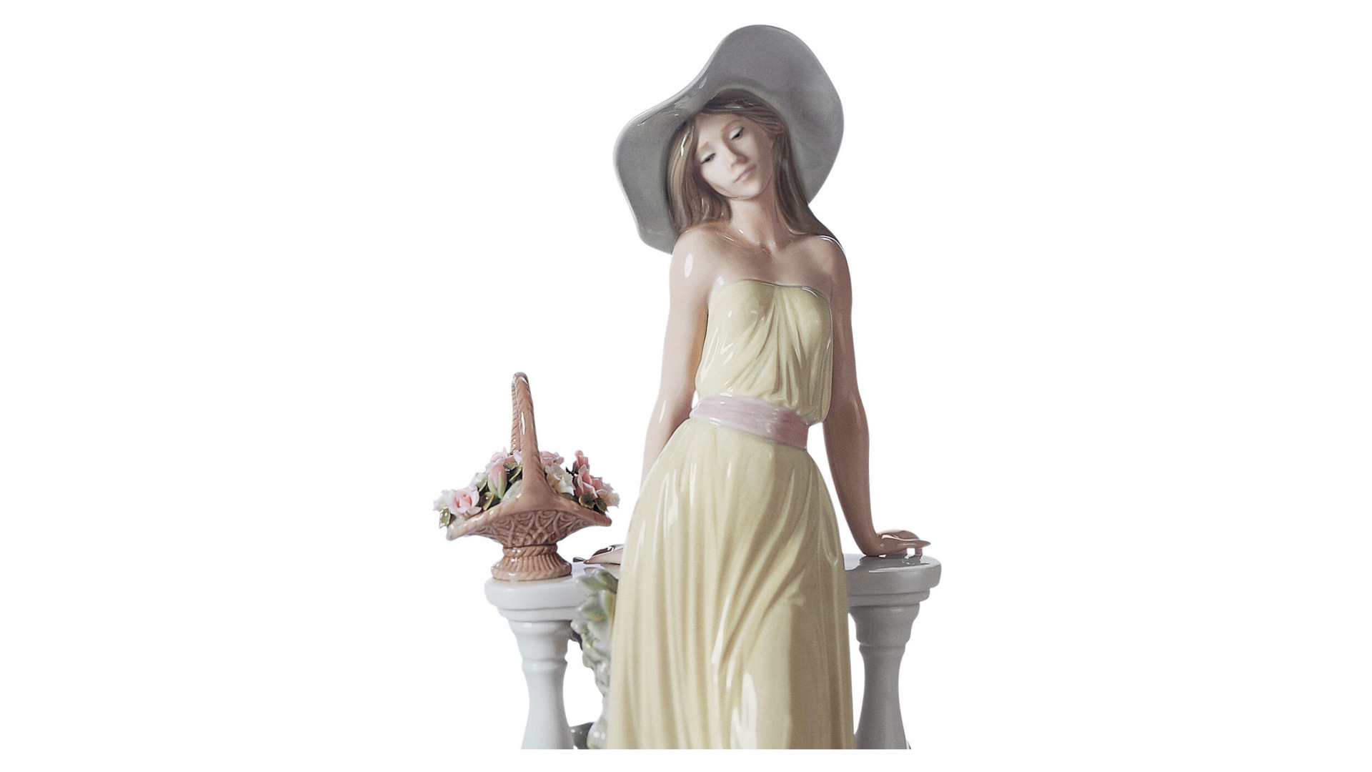 10668965 LLADRO Фигурка Lladro "Задумчивая" 17x35см Фарфор Lladró  - Вид №2