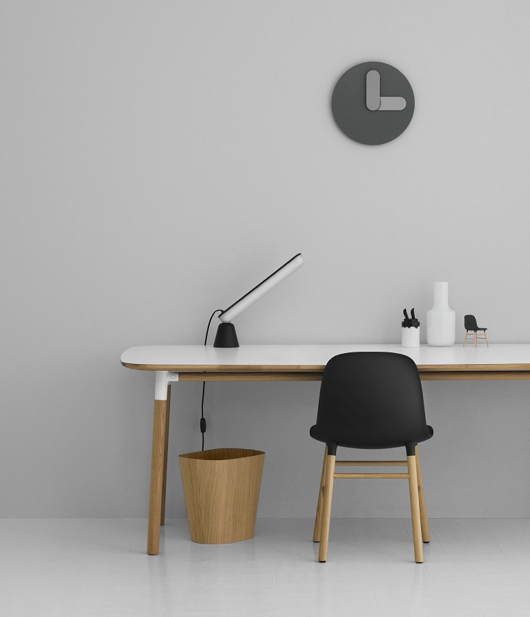 Настольная лампа Acrobat 16.5х44.4х6 см, зеленая Normann Copenhagen 502125 - Вид №3