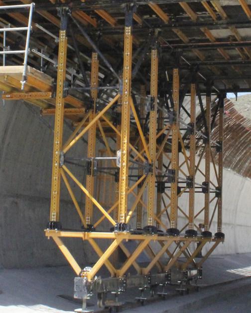 ULMA Construction Автомобиль для открытых тоннелей sun-id-1510377 - Вид №1