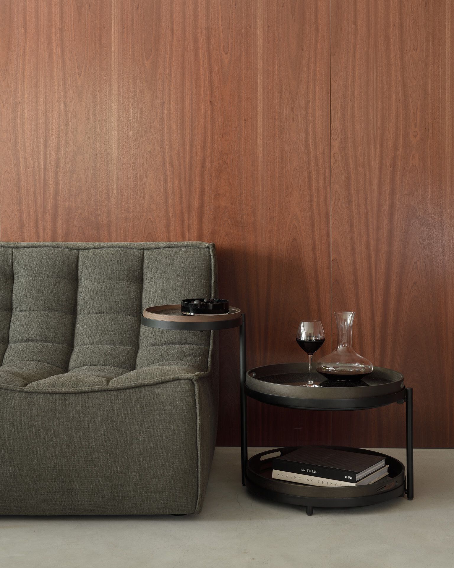 Окрашенный металлический круглый журнальный столик Ethnicraft SWIVEL TRAY ARCH-00066825 - Вид №7