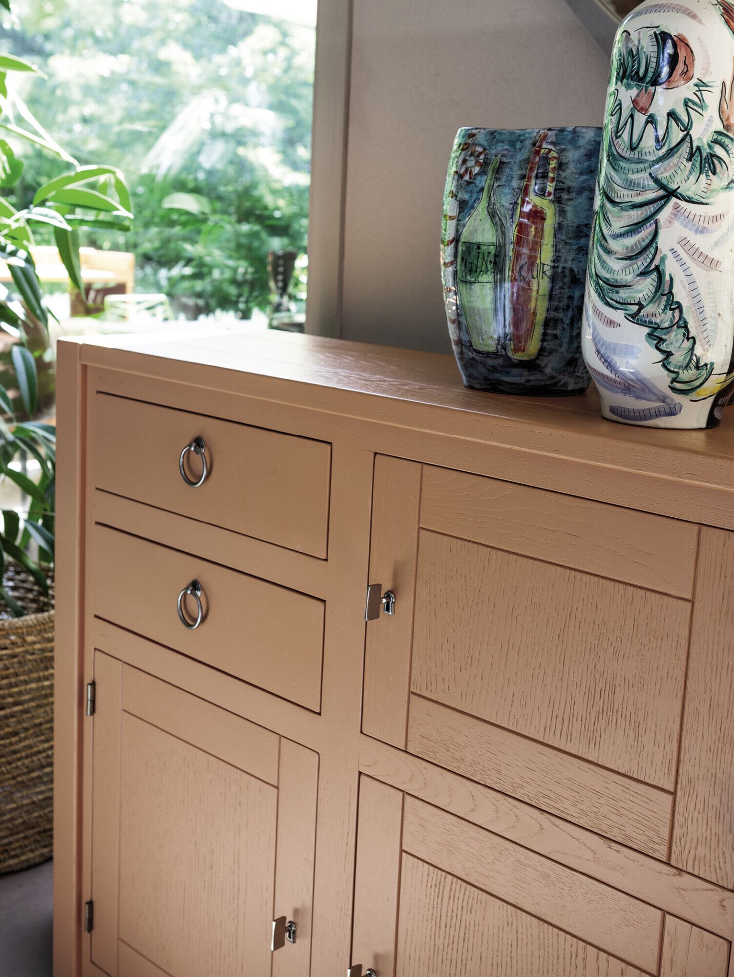 Деревянный сервант Devina Nais Elephant ARCH-00007436 - Вид №1