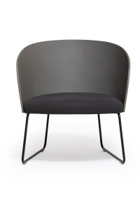 Кресло с металлическим основанием и деревянной спинкой