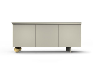 Шкаф с распашными дверями