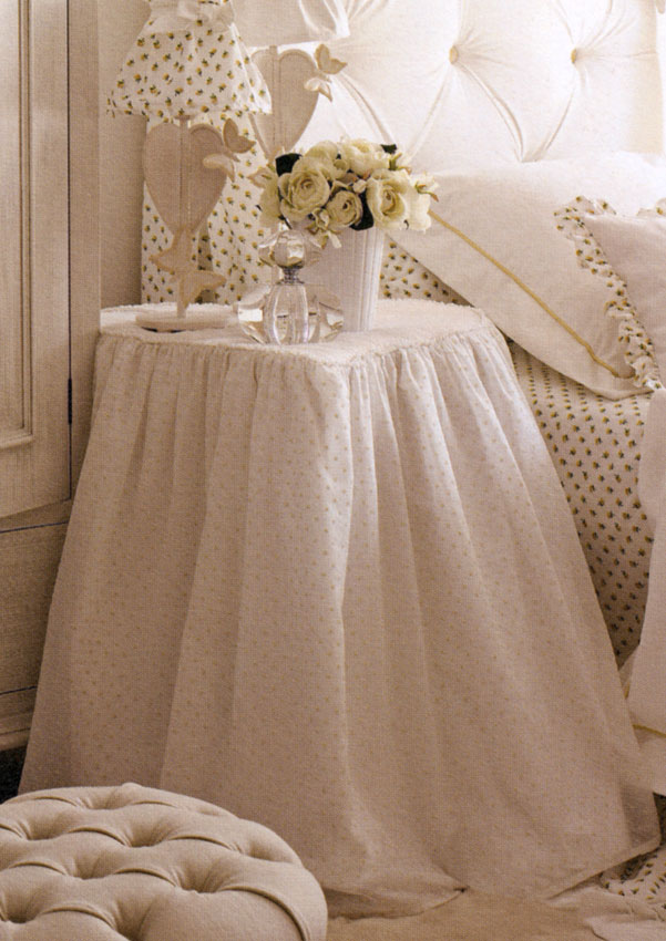 Столик  DOLFI 4081 