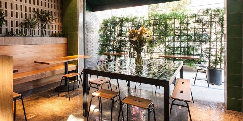 Deadgood Скамейка из стали и дерева Working girl Wg2 - Вид №4