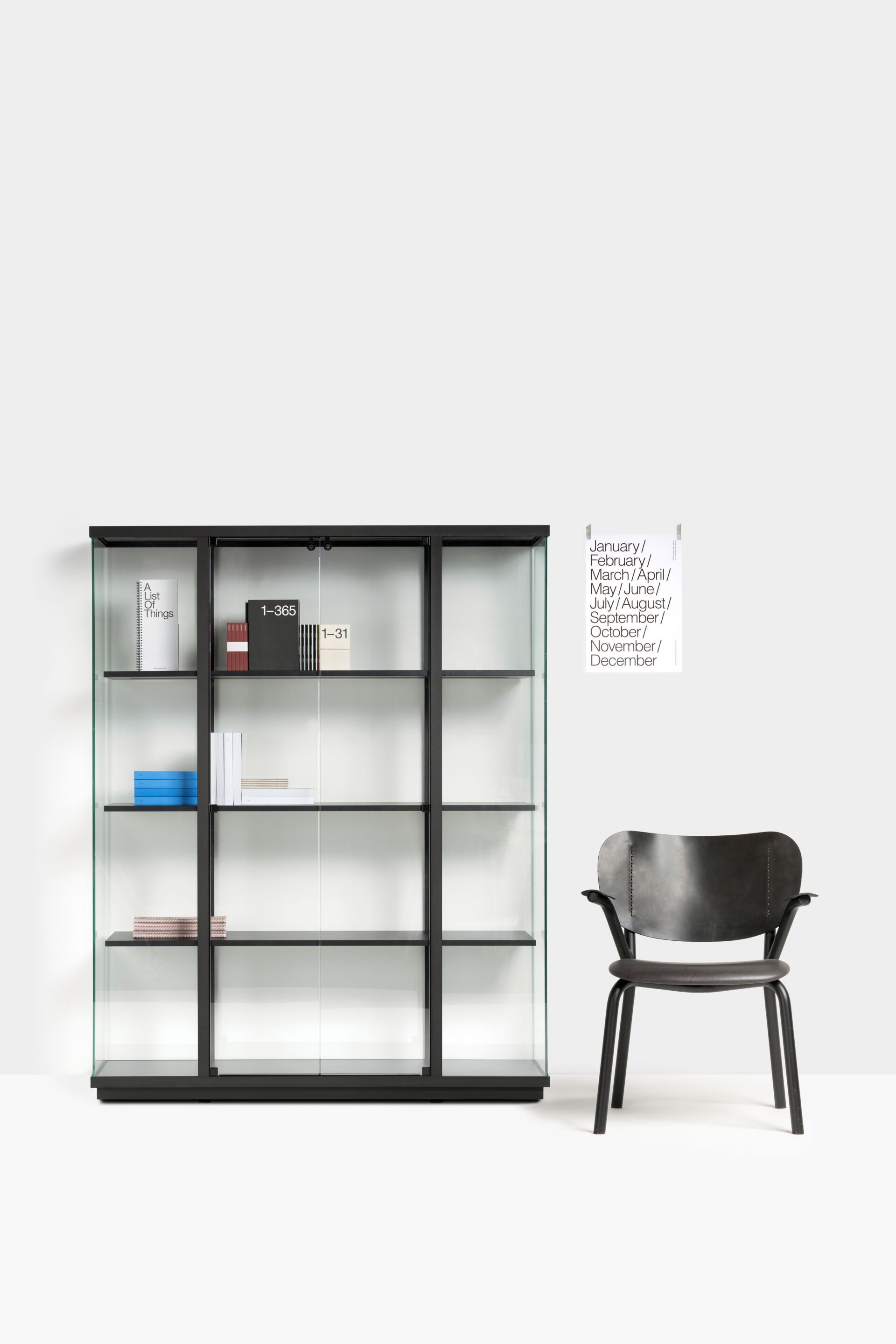 Витрина из алюминия и стекла со встроенным освещением FUNCTIONALS STOLP ARCH-00144309 - Вид №2