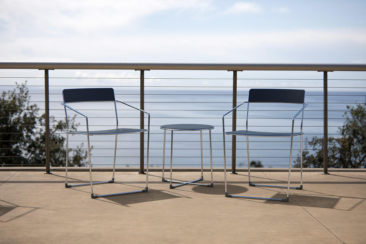 FSRT157 Стул для кафе Linia и приставной столик  Forms-surfaces 