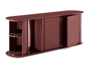 Деревянный двухсторонний шкаф