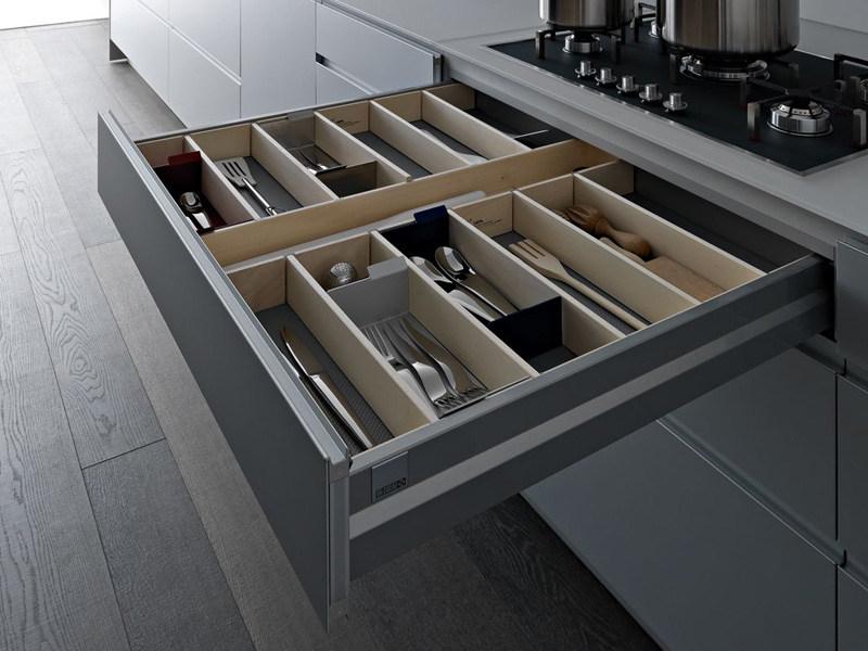 VALCUCINE Кухня из алюминия, окрашенного в белый цвет Riciclantica sun-id-1430428 - Вид №5