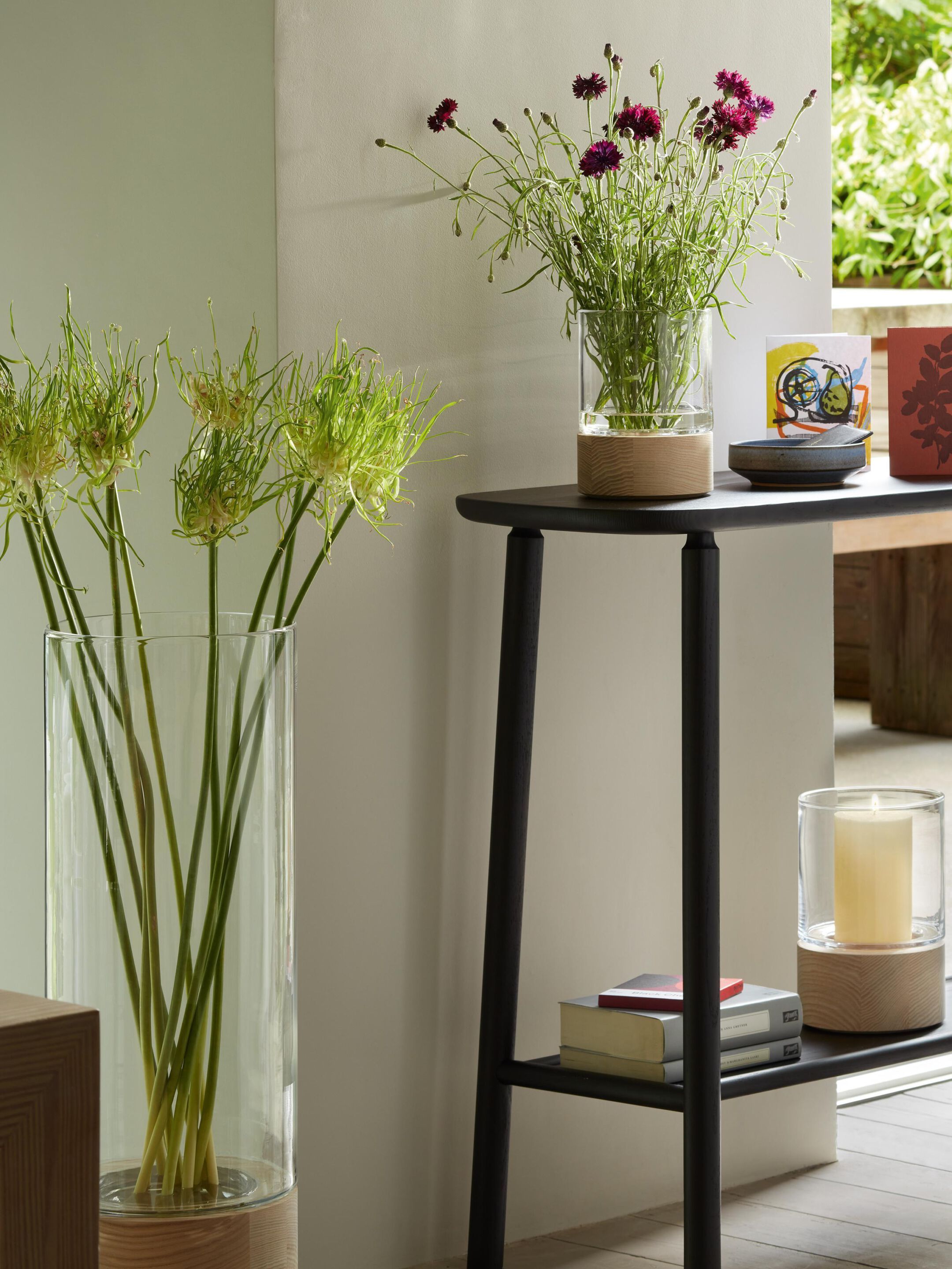 Круглая ваза ручной работы из дутого стекла и ясеня-H62cm LSA Лотта ARCH-00014438