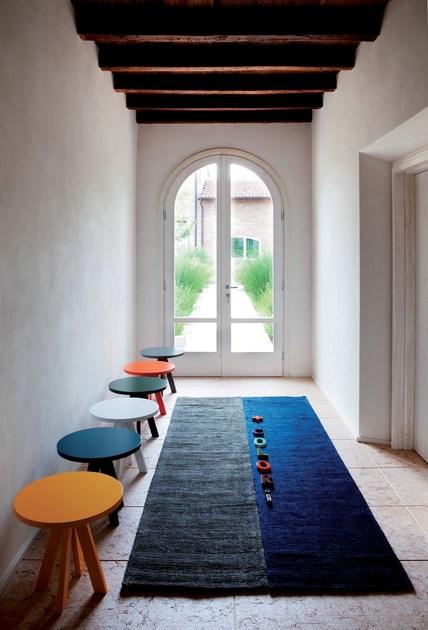 Atipico Круглый журнальный столик из лакированного бука A.ngelo sun-id-1488423 - Вид №2