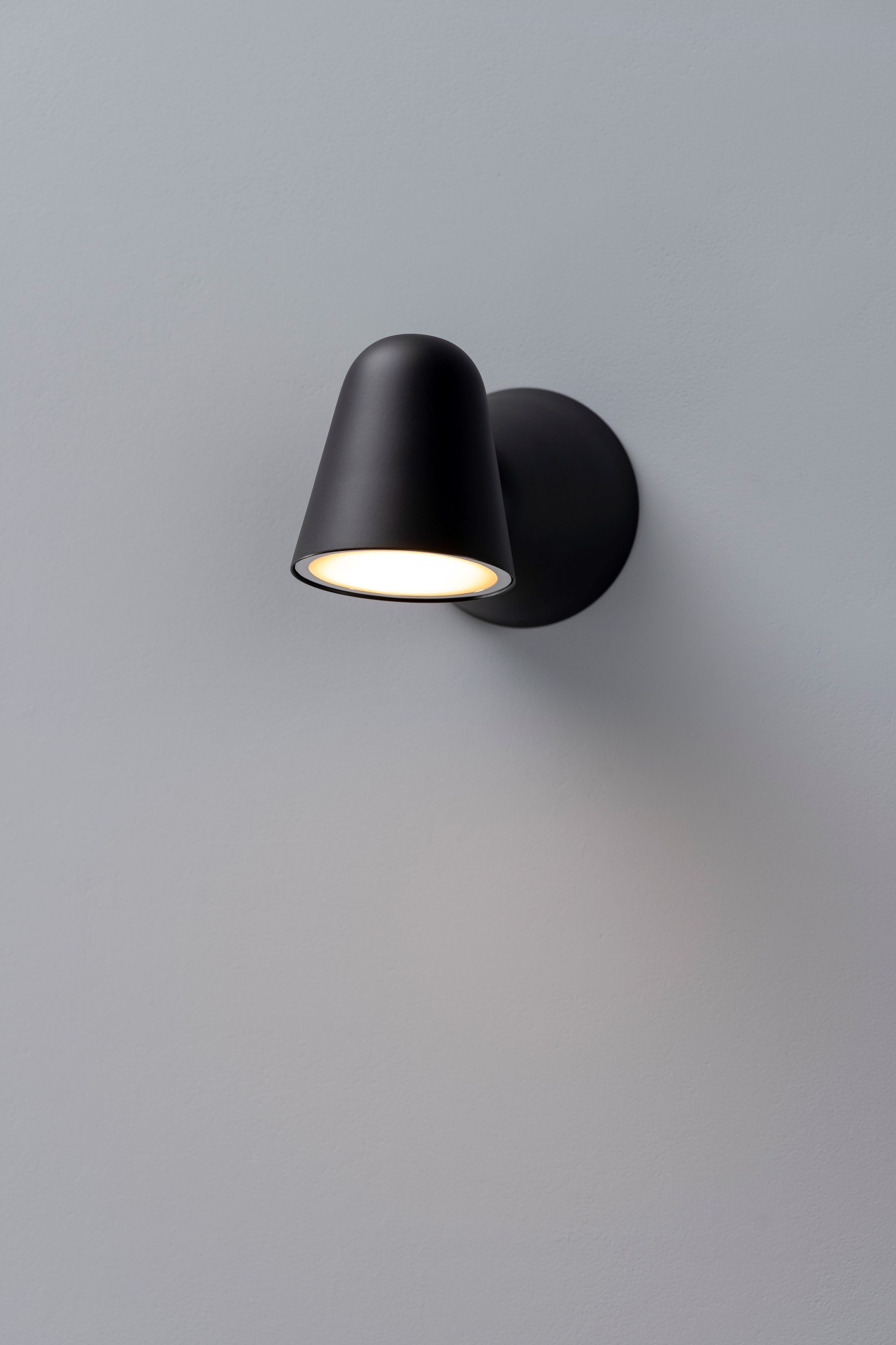 Регулируемый светодиодный настенный светильник Formagenda Peppone ARCH-00065868 - Вид №14