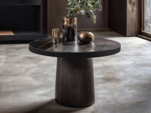 Круглый деревянный журнальный столик