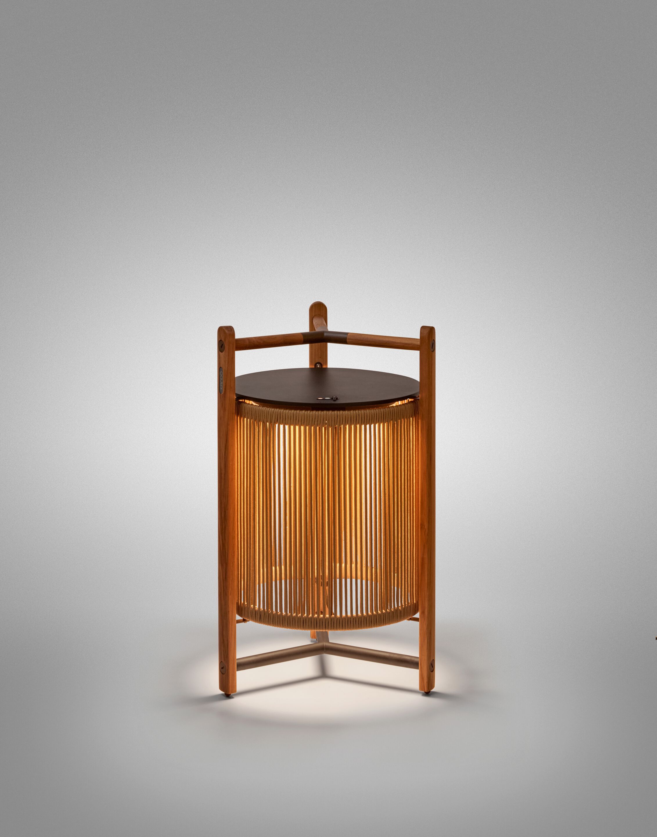 Деревянный светодиодный напольный светильник с батарейным питанием Bover Kando ARCH-00057776 - Вид №2