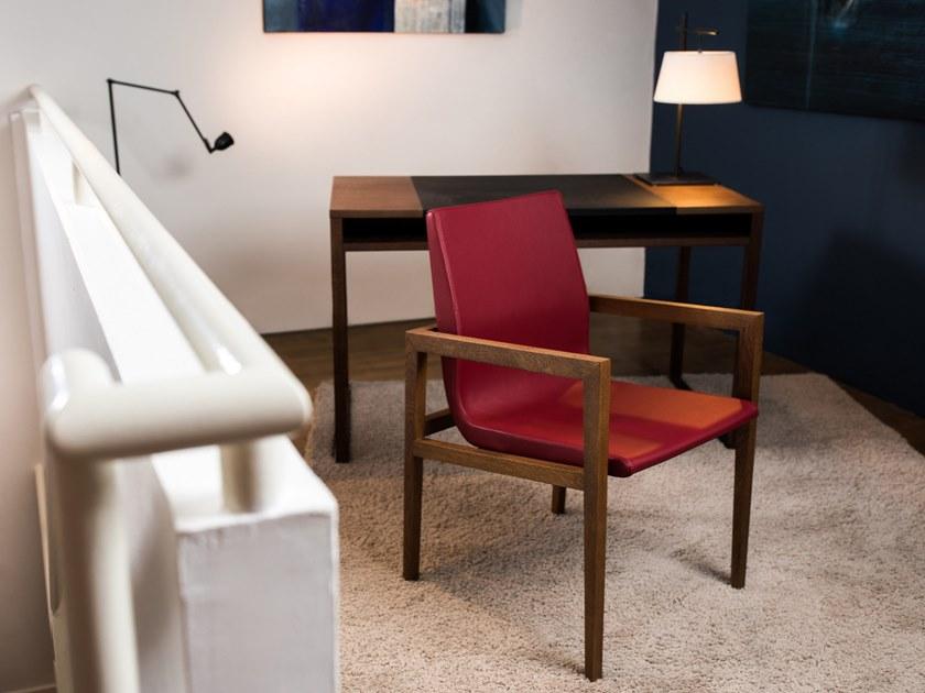 Duvivier Canapés Мягкое кожаное кресло с подлокотниками Gustave sun-id-1479125 - Вид №1