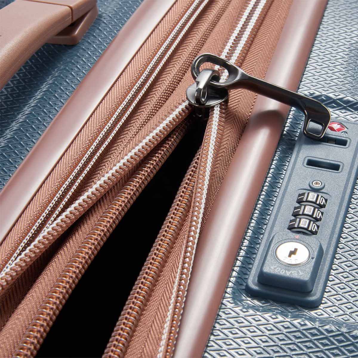 2087820 12 Чемодан 2087820 4 Double Wheels Expandable Trolley Case 67 Delsey ST Tropez  - Вид №6