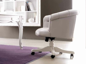 5-спицевое кожаное вращающееся кресло