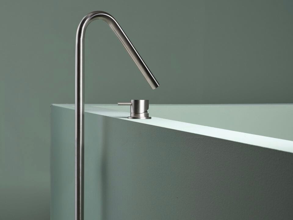 Нержавеющая сталь напольная дозирующая горловина для ванны BEAMTECH Level ARCH-00100832