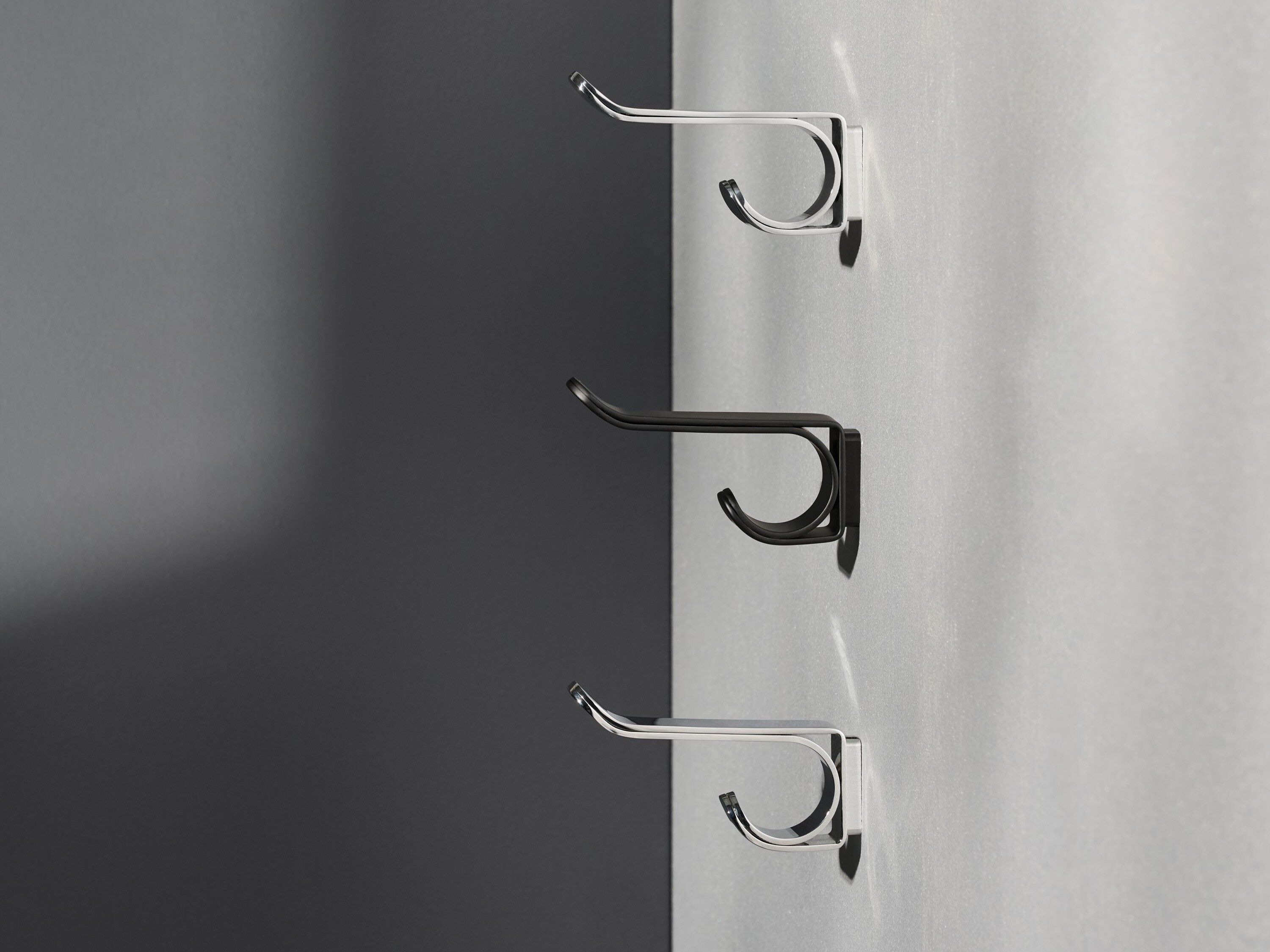 Металлическая вешалка для одежды Schonbuch AYLA ARCH-00085976 - Вид №1