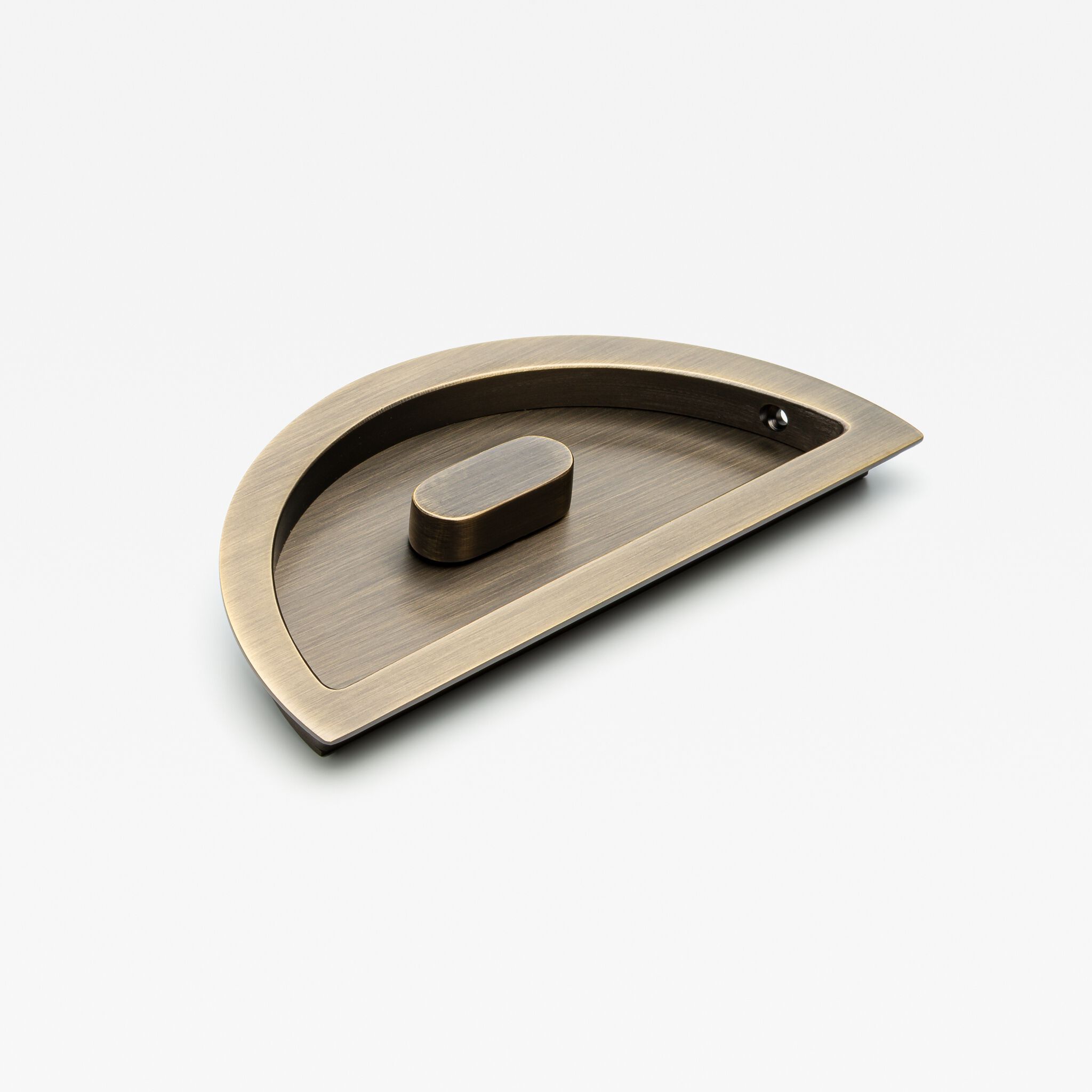 Латунная утопленная ручка Lo & Co Interiors Flush Pull ARCH-00132340 - Вид №1