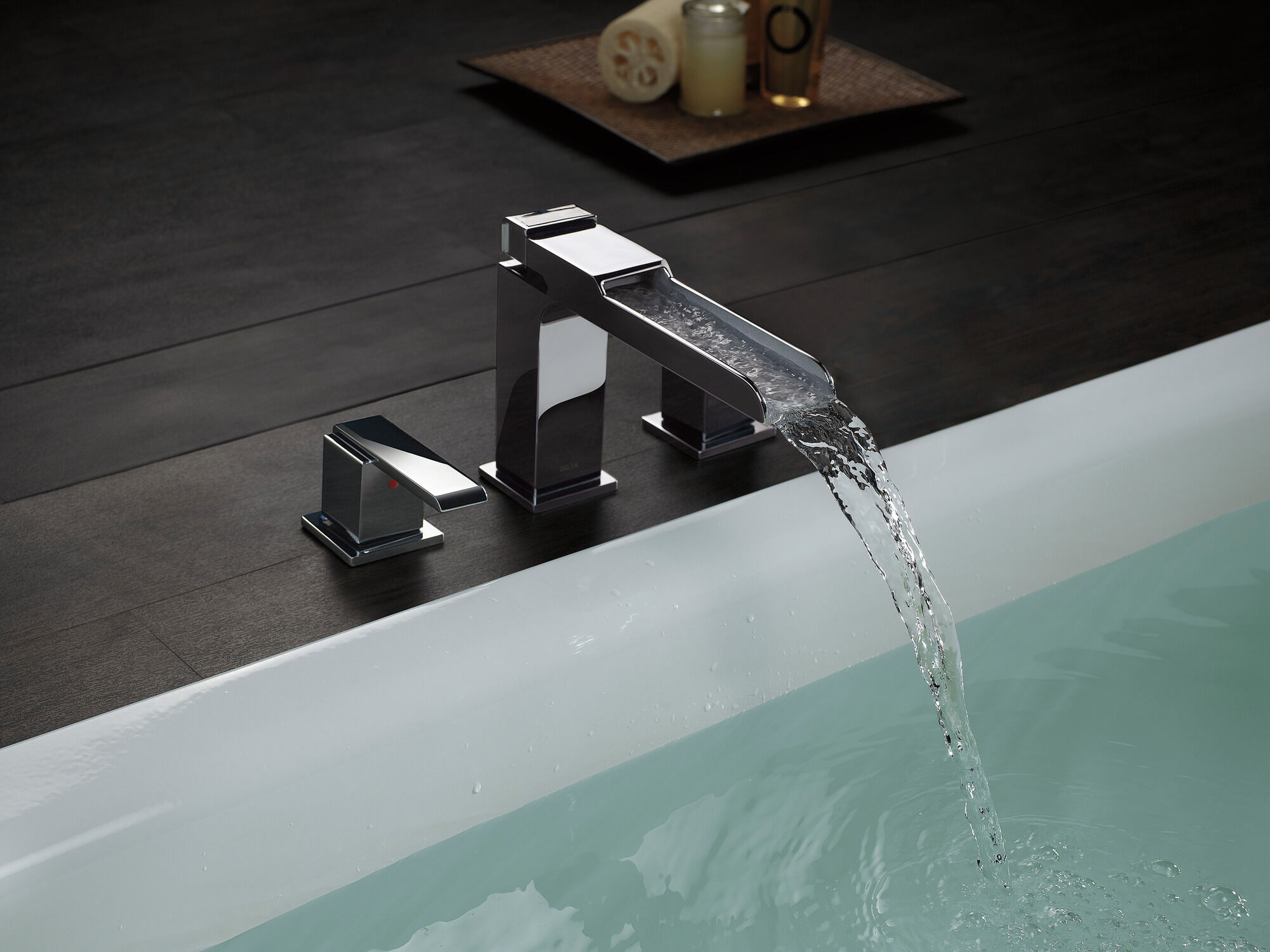 Канал римская отделка ванны Delta Faucet Ara T2768-SS - Вид №1