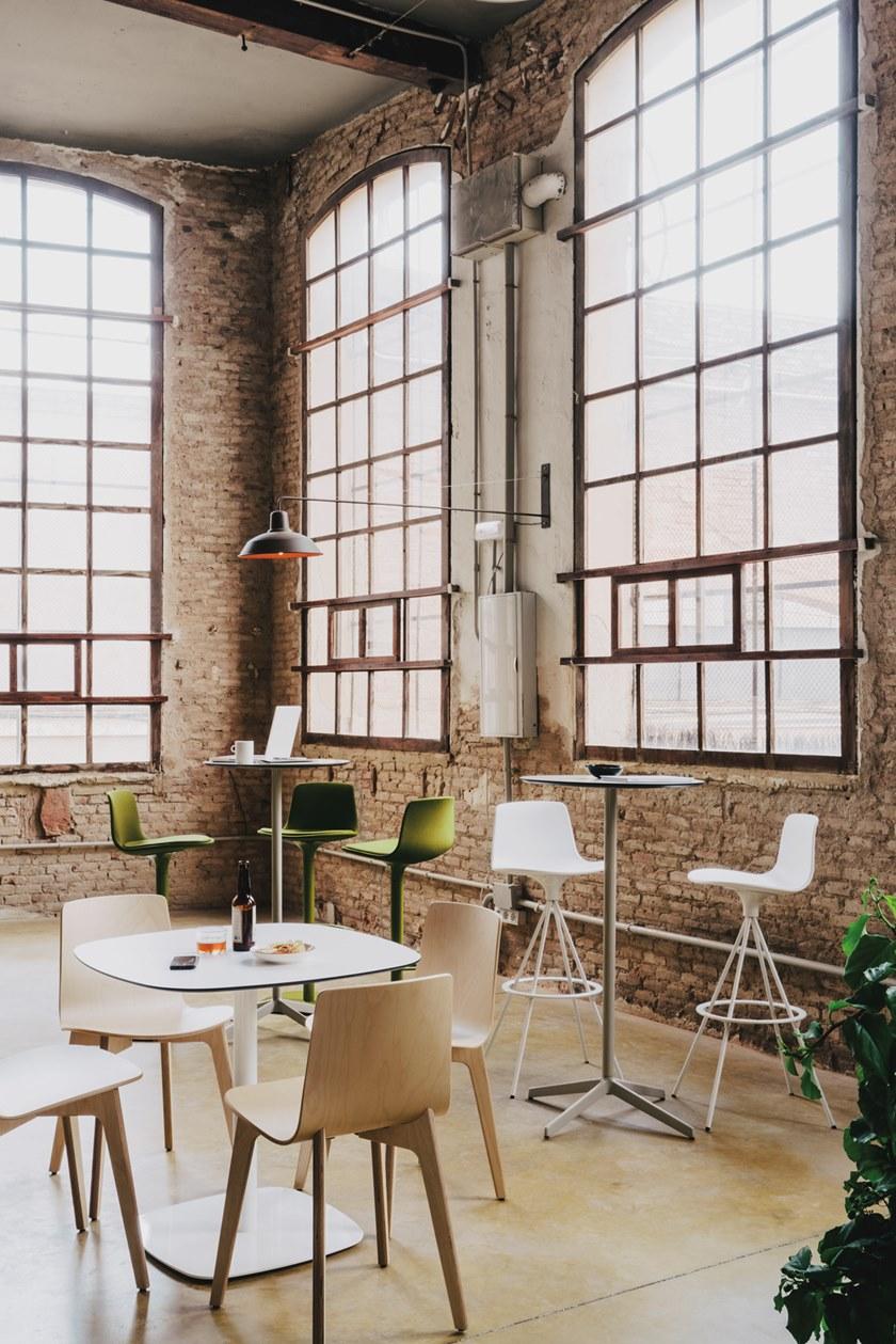 ENEA Квадратный стол со стальным основанием и столешницей из hpl Lottus tables sun-id-1393373 - Вид №1