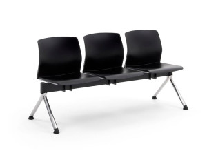 Сидение на пластиковом напольном баре